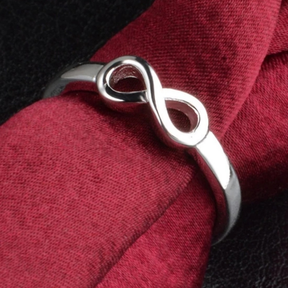 *925 Sterling silver Infinity sterling silver ring - Picture 1 of 5